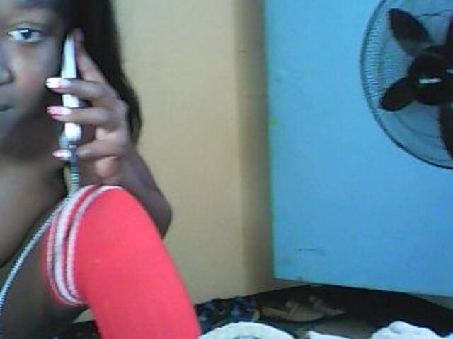 Емитовање снимка екрана NipplePucker