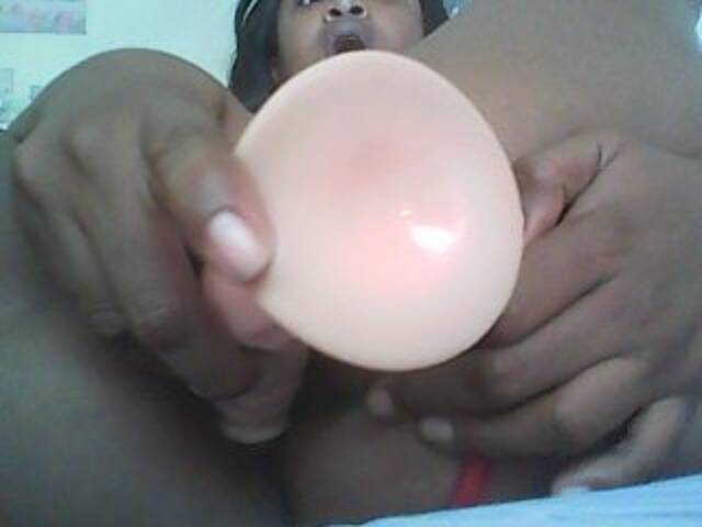 Емитовање снимка екрана NipplePucker