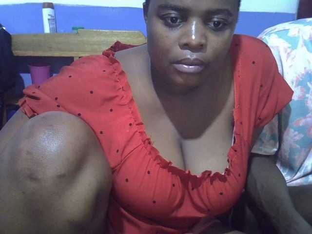 Емитовање снимка екрана Nubiancouple