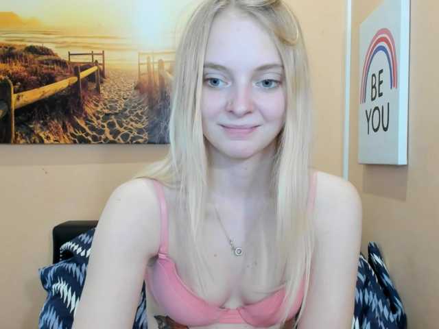 Фотографије NurseCream Hey guys, Im an #18years old #young #blondie who is really #horny and wanna have some fun with you! :P:P