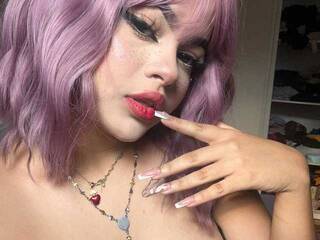 Еротски видео цхат OdetteMoreau