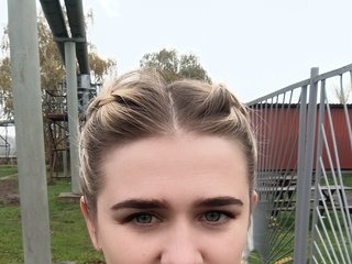 Еротски видео цхат Blondines69