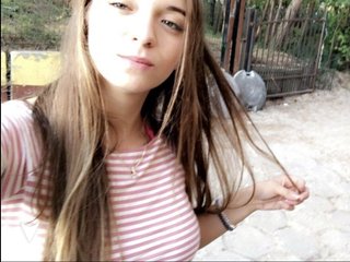 Слика профила OliviaYoung