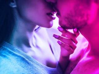 Еротски видео цхат OneLoveSexEee