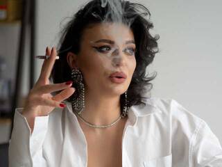 Еротски видео цхат OnlyNicolle