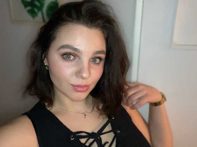 Слика профила OrianaFlirt
