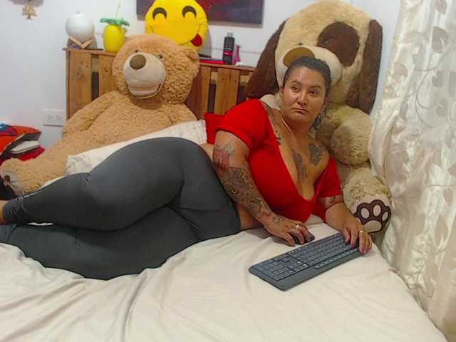 Емитовање снимка екрана Pamelaruiizz
