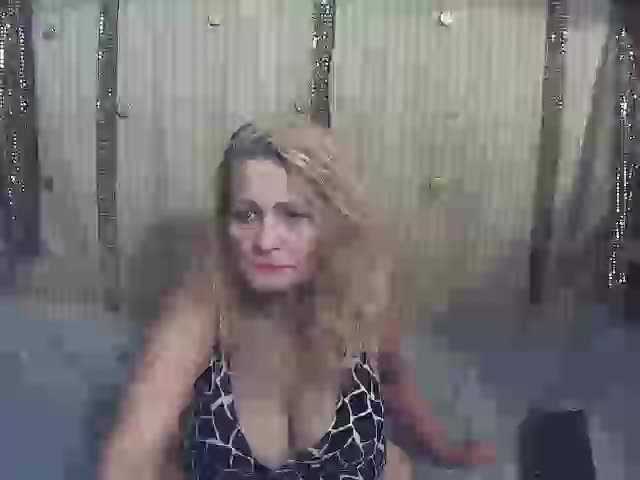 Фотографије PaulaPalooza I am new - cum to my room and watch my show!