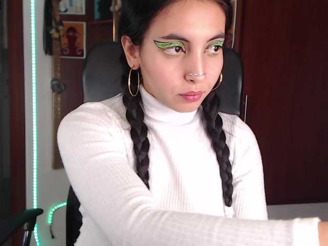 Фотографије PepperLara #makeup #sexy #colombian #latina #latingirl #bdsm #bigass #prettyface #culogrande #coño #pussy #lovense