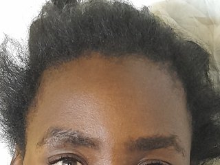 Еротски видео цхат Petitetessy3