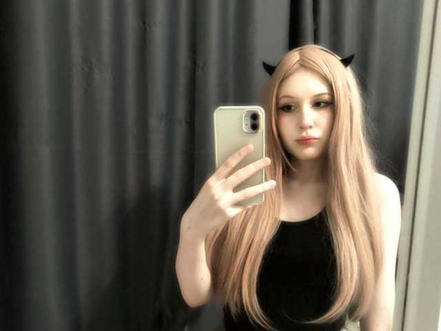 Слика профила your_girlfriend-xxx