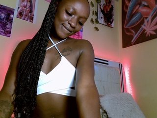 Еротски видео цхат PixieCuddles01