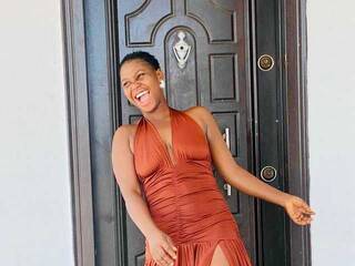 Еротски видео цхат Plumnjuicyxx