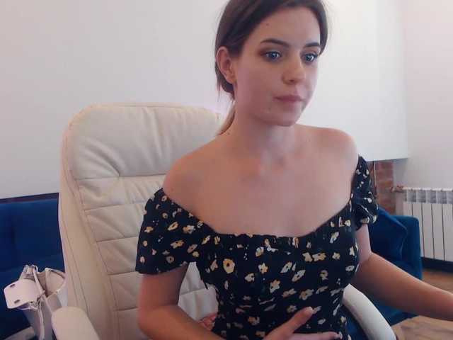 Емитовање снимка екрана PolinaPrada