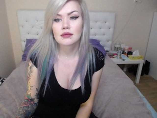 Емитовање снимка екрана PrettyandNaug