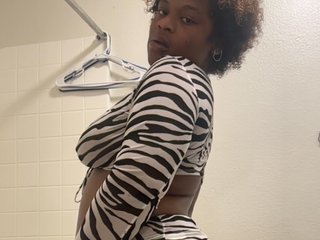 Еротски видео цхат prettynthick12