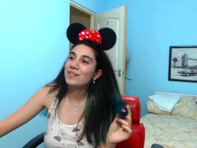 Емитовање снимка екрана prettyonee