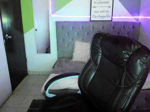 Емитовање снимка екрана Princesqueen