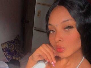 Еротски видео цхат Princesshot06