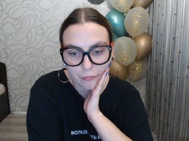 Емитовање снимка екрана PuffyEva