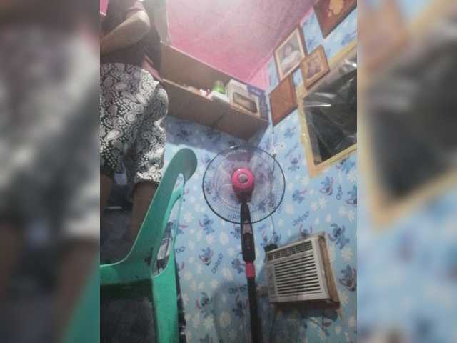 Емитовање снимка екрана Pussylips2