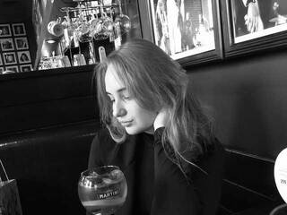 Еротски видео цхат Queen808