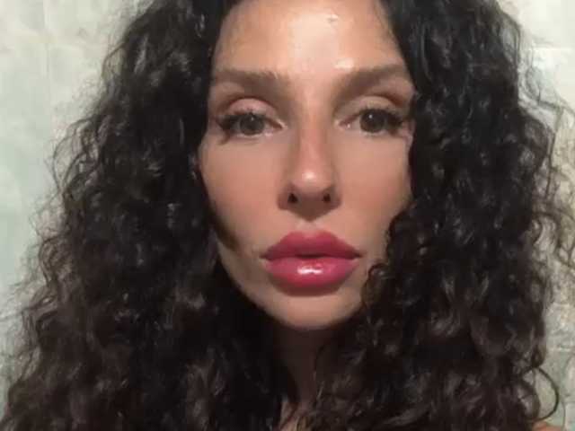 Слика профила Queenilatan