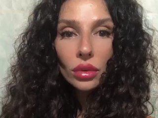 Еротски видео цхат Queenilatan