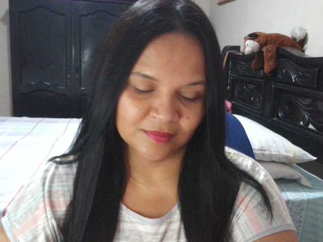 Емитовање снимка екрана QueenNight