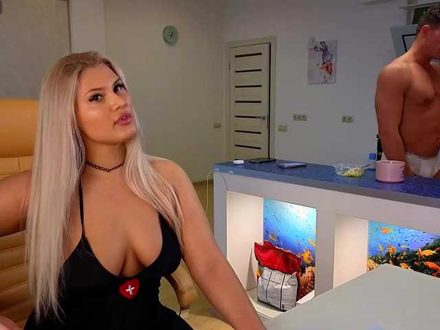 Емитовање снимка екрана RabbitsCouple