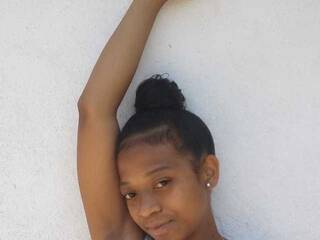 Еротски видео цхат Raissacute