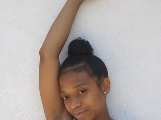 Еротски видео цхат Raissacute