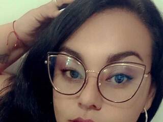 Еротски видео цхат RandaCurvy