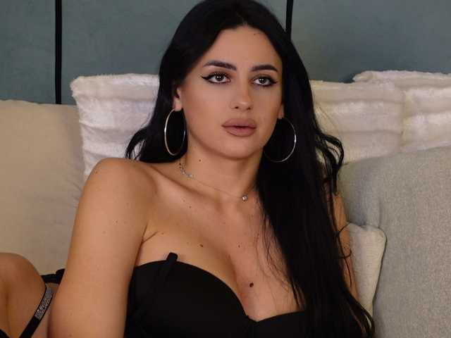 Емитовање снимка екрана RanyaHermes