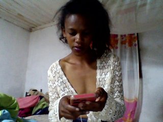 Еротски видео цхат RayahHot