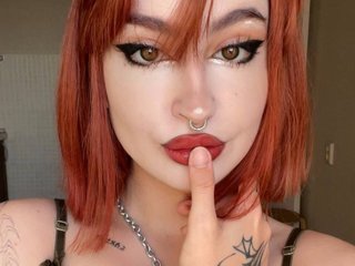 Еротски видео цхат RayniraJones