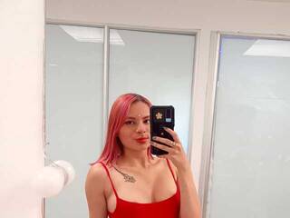 Еротски видео цхат Rayveen