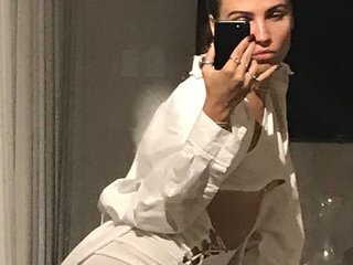 Еротски видео цхат REALMEANTINA