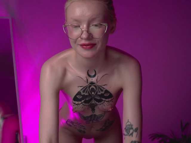 Емитовање снимка екрана Redheadgurl