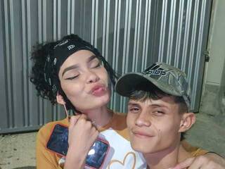 Еротски видео цхат RhabenaBoysex