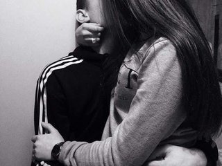 Еротски видео цхат RICH911-1