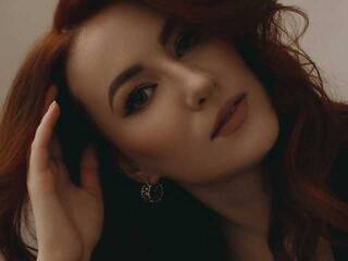 Еротски видео цхат Rinaaamur