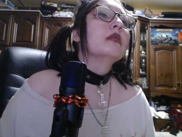 Емитовање снимка екрана RinaNEUCH777