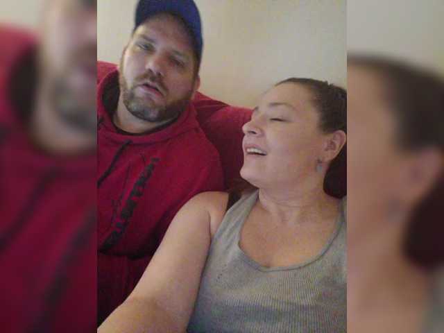 Емитовање снимка екрана Justthe2ofus