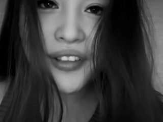 Еротски видео цхат RobbieBrunjes