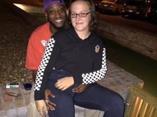 Еротски видео цхат Robinsons33