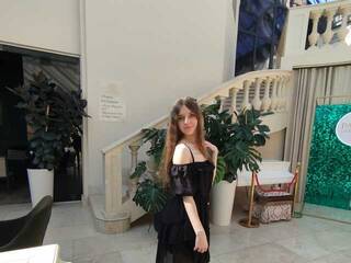 Еротски видео цхат -KittyDoll-Meow-