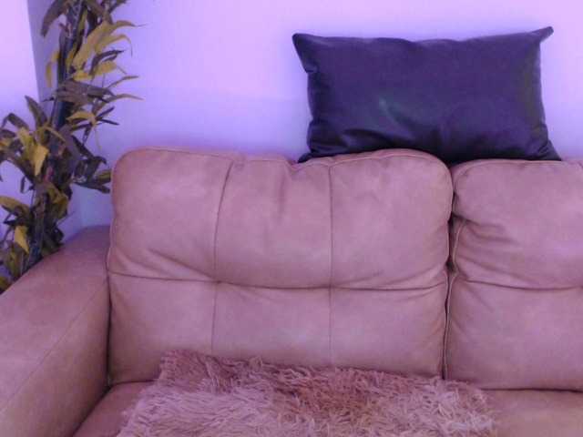 Емитовање снимка екрана ROSEESY