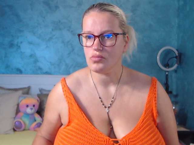 Емитовање снимка екрана Roselyn25
