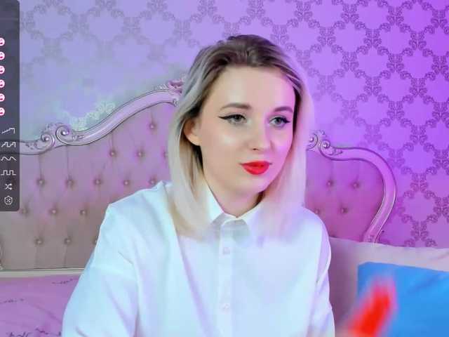 Емитовање снимка екрана RoseMarceauu